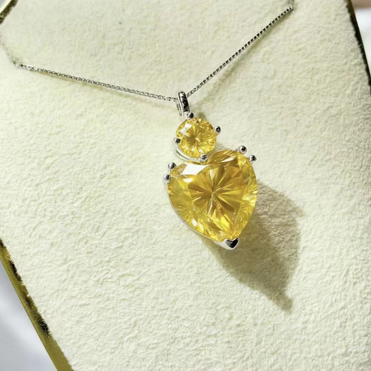 0cbf6849-b913-4faf-8d96-9b8bef86c536-Max