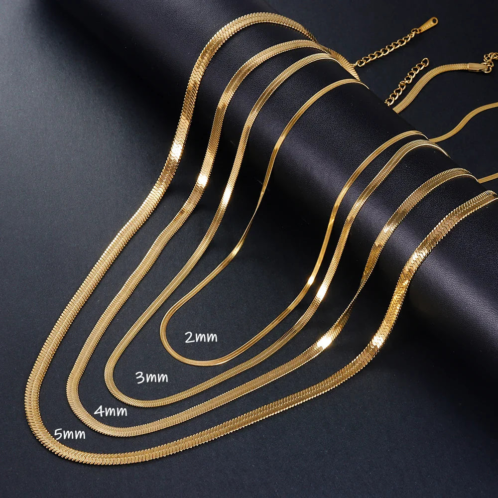 Elegant Gold Snake Necklace