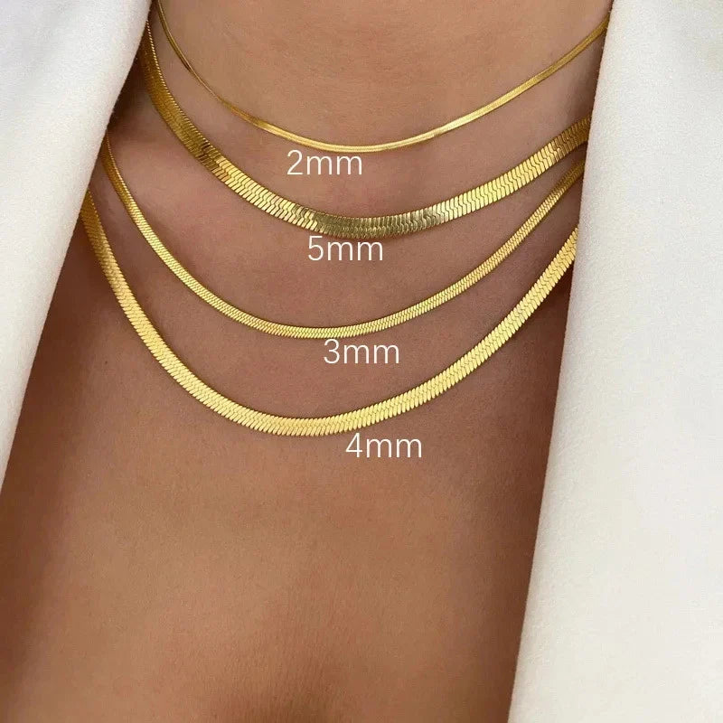 Elegant Gold Snake Necklace