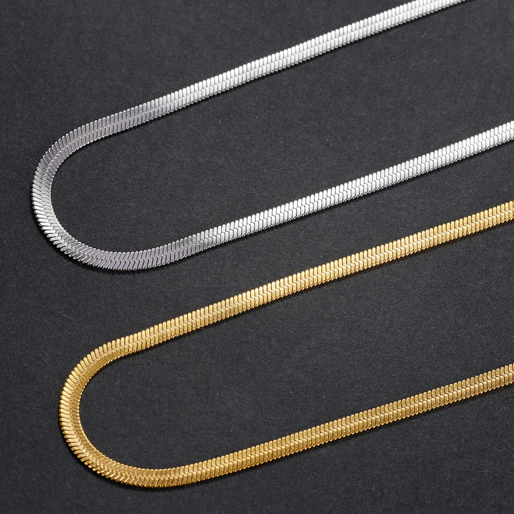 Elegant Gold Snake Necklace